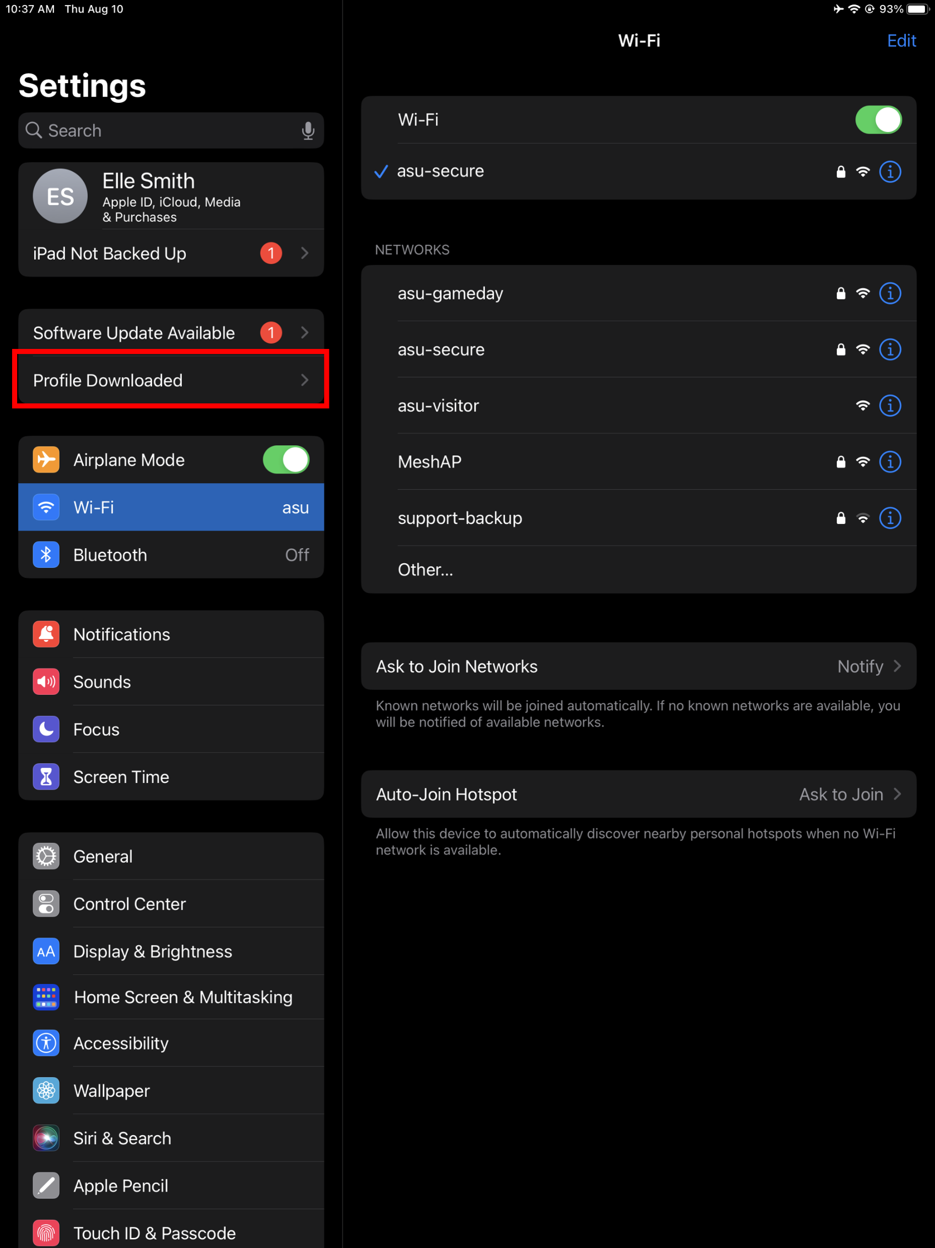 Open device settings on an iPad and tap Profile Downloaded. 